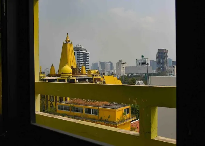 Apartment Petch Tower Ekamai Budget Serviced Bangkok