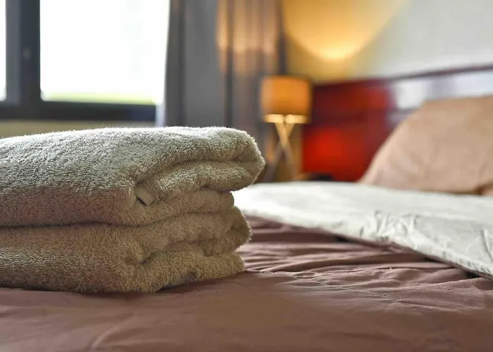 Petch Tower Ekamai Budget Serviced Apartment