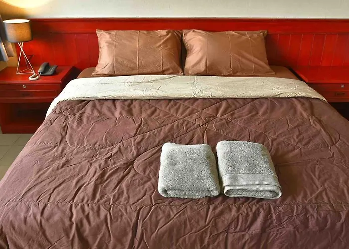 Petch Tower Ekamai Budget Serviced Apartment