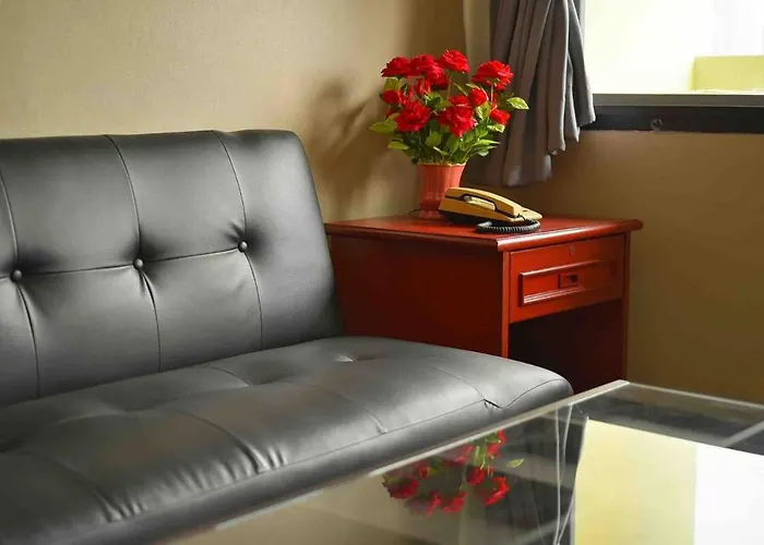 Petch Tower Ekamai Budget Serviced Apartment Bangkok