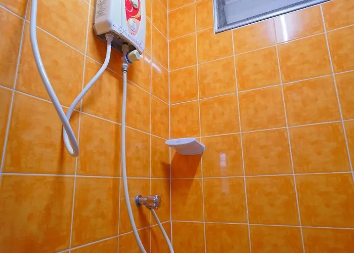 Petch Tower Ekamai Budget Serviced Apartment Bangkok